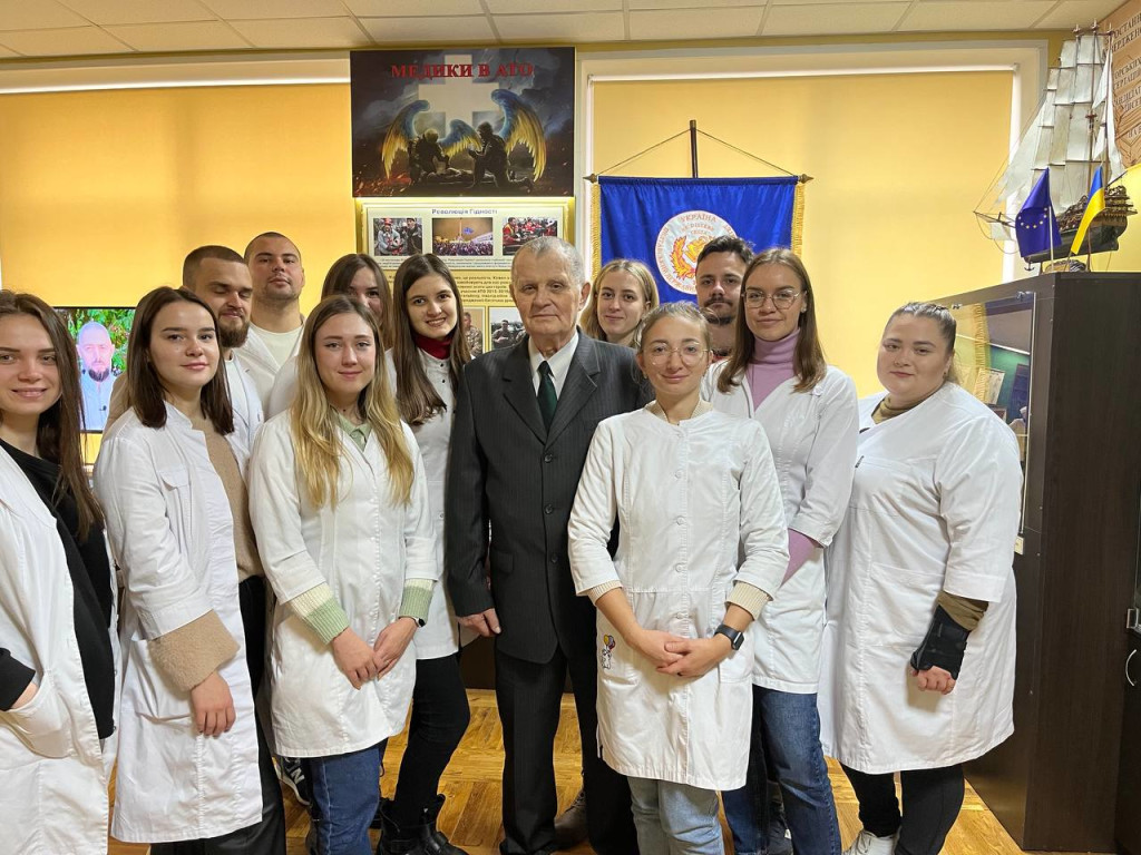 Хвилинки історії